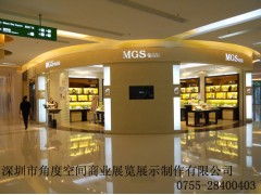 匠心鑄就品牌形象 探索精品展柜的設(shè)計(jì)、制作與深圳工廠的專業(yè)圖文服務(wù)